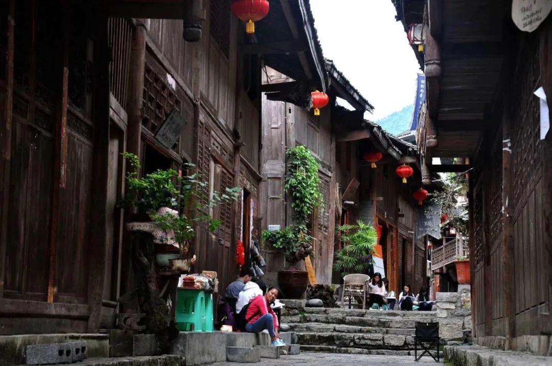 “高铁改变了我们的生活”（共建“一带一路”·第一现场）